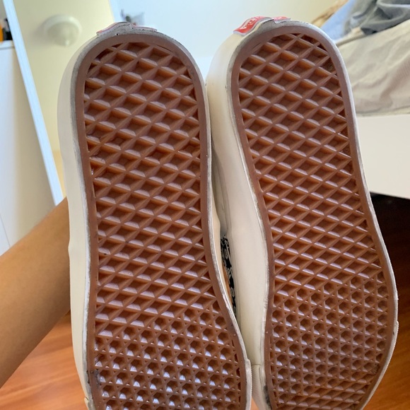 FEAR OF GOD VANS WORN (UPDATED) - Picture 6 of 6